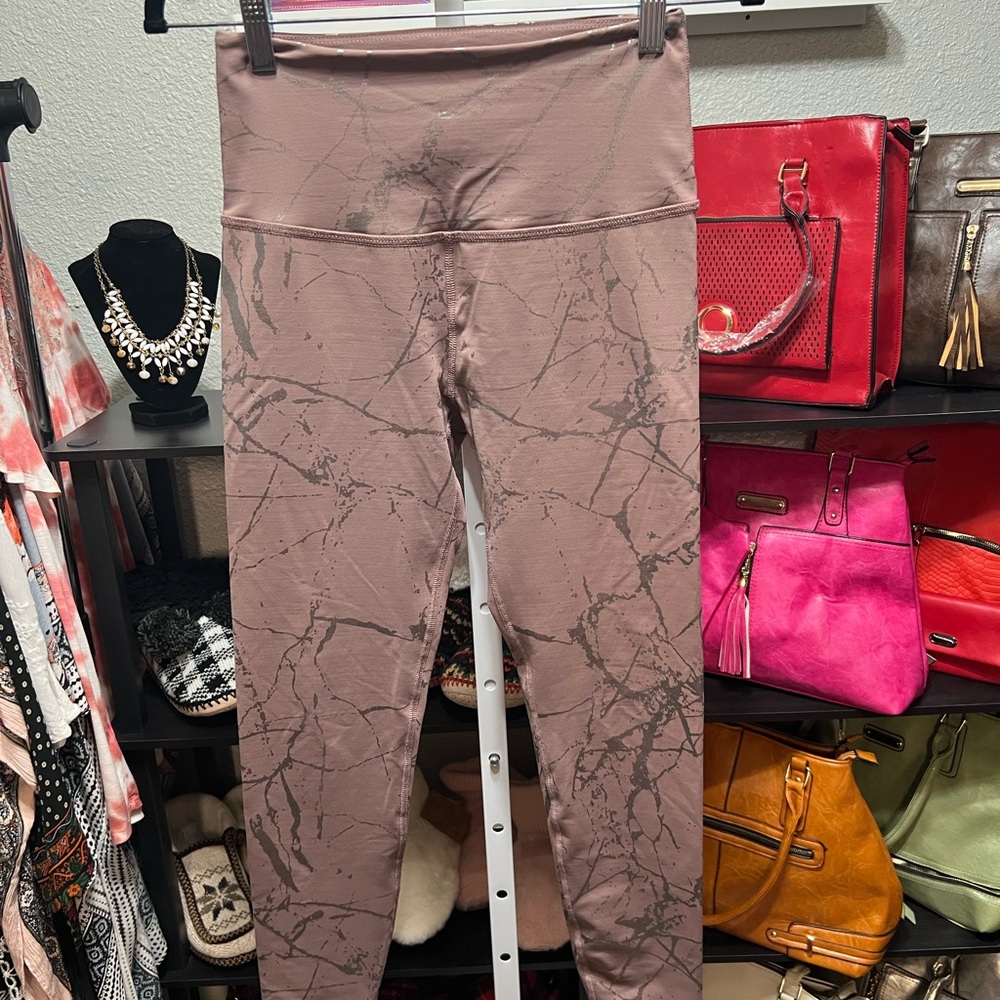 Beyond Yoga Rose with Silver Leggings
